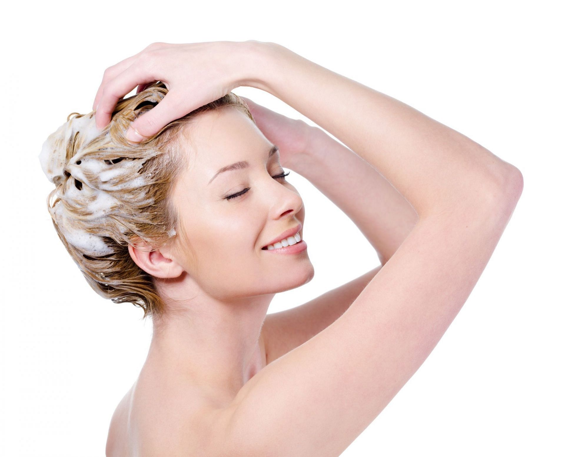 Best Natural Shampoo (Image via Freepik)